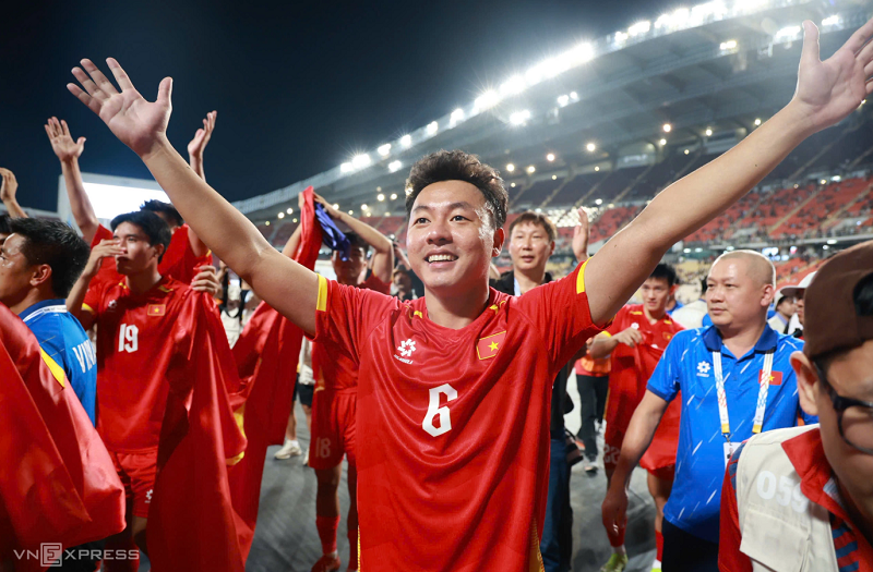 tuyen-giua-bao-dong-do-ganh-nang-don-ca-len-vai